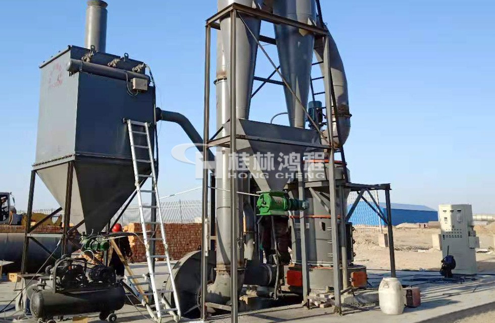 重晶石雷蒙磨生產線4r雷蒙磨粉機磨青石機械 桂林鴻程新疆哈密客戶現場